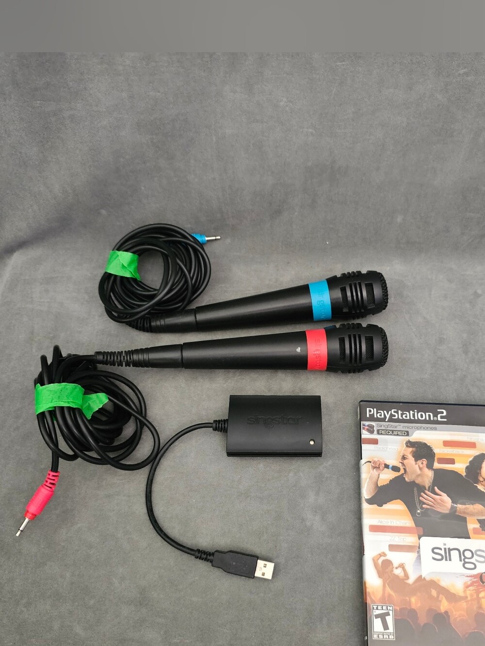 SingStar Amped Playstation 2 PS2 Bundle 2 Microphones & USB Dongle B3-13